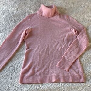 100% cashmere - light pink turtleneck sweater